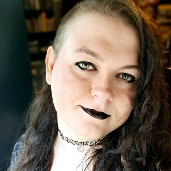 Meet your Posher, Grim - Picture 2 of 6